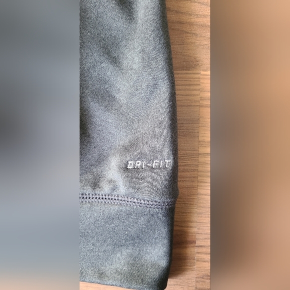 Sz M Nike grey arm stripe dri-fit  athletic lightweight thin fitted hoodie - Picture 5 of 6